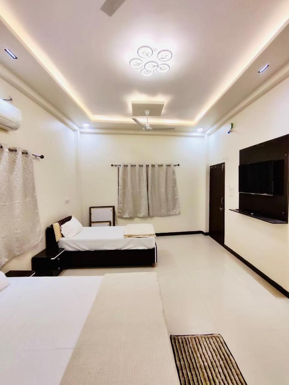 Ap Suite - By Ap Villa'S And Resort'S Ujjain Ngoại thất bức ảnh