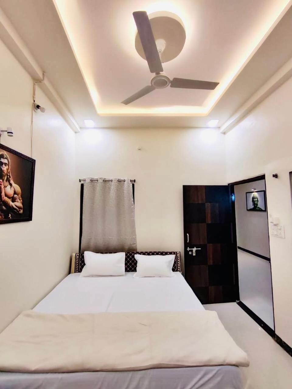 Ap Suite - By Ap Villa'S And Resort'S Ujjain Ngoại thất bức ảnh